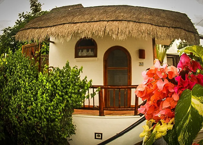 Hotel Yum Kin 4*